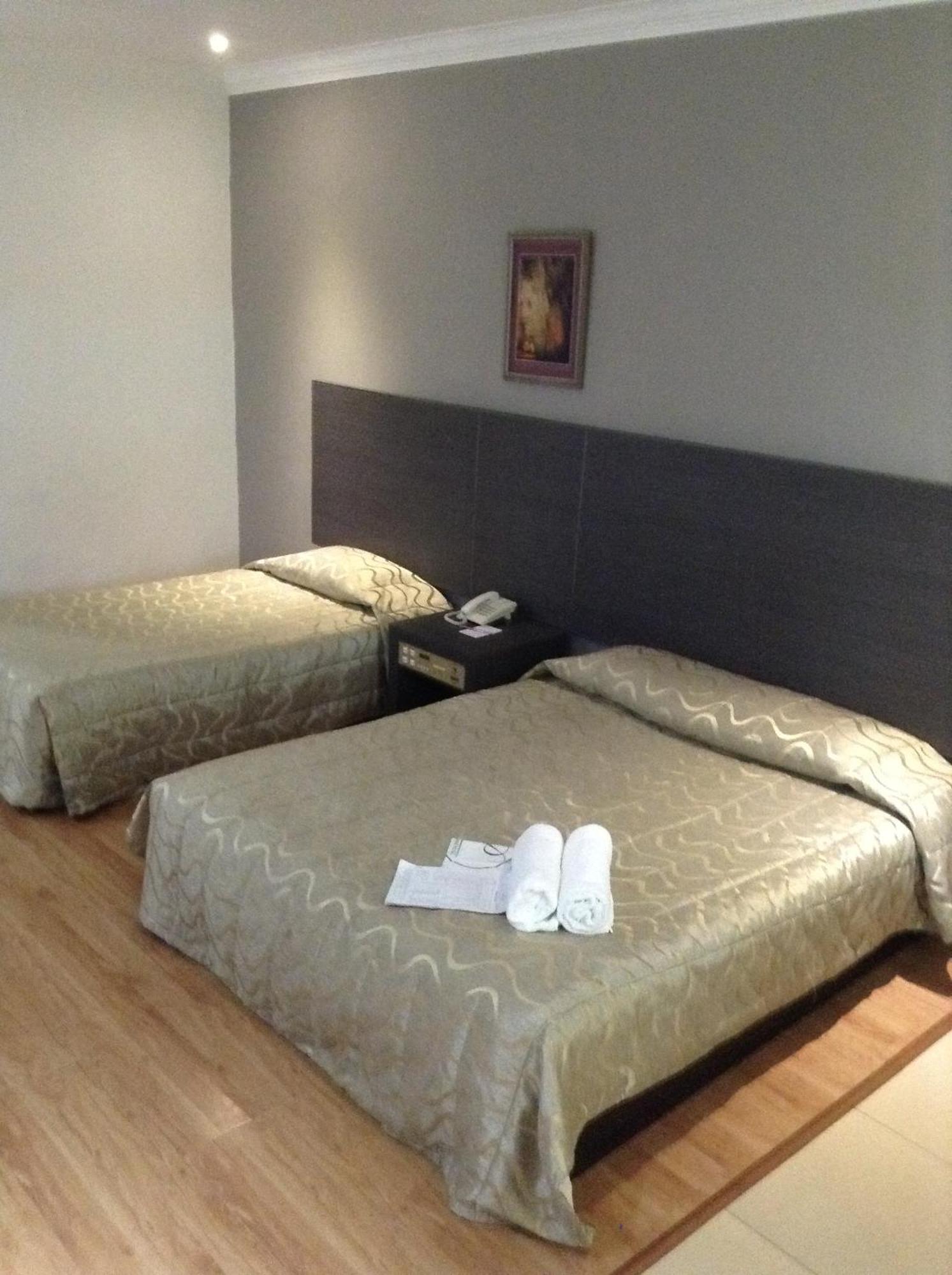 Purnama Hotel Limbang Esterno foto