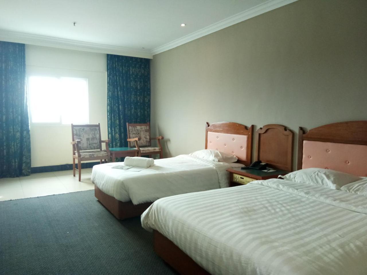 Purnama Hotel Limbang Esterno foto