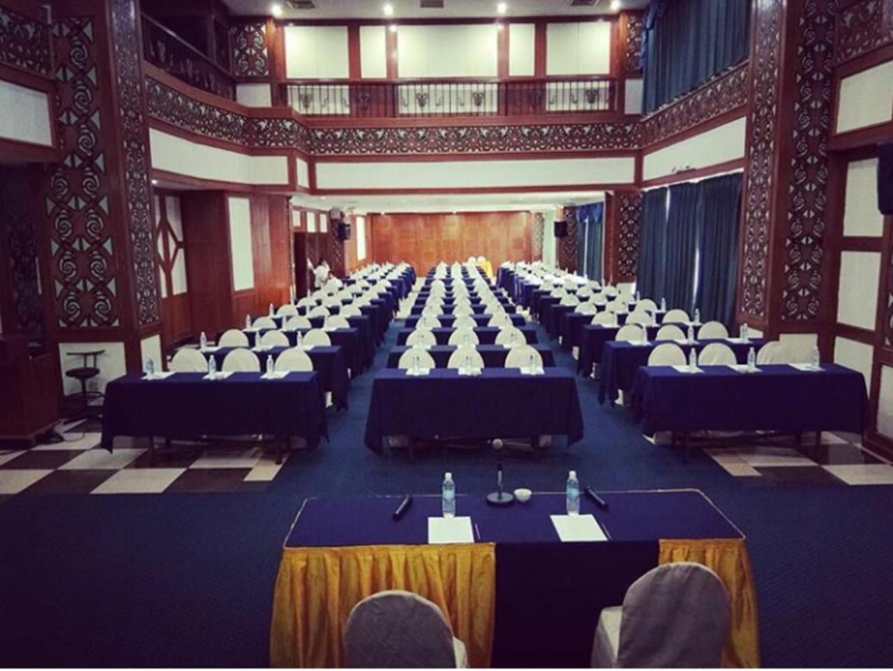 Purnama Hotel Limbang Esterno foto