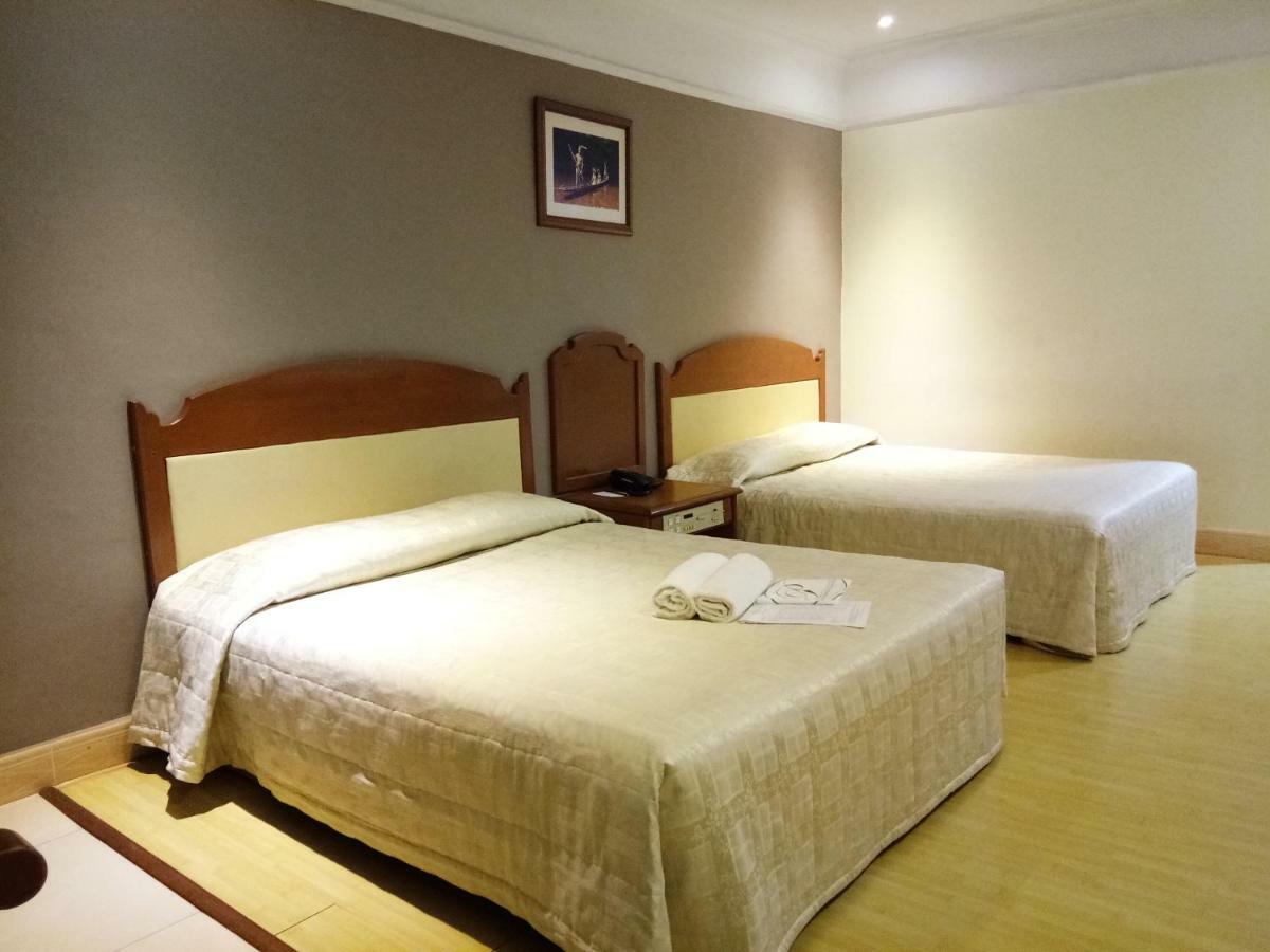 Purnama Hotel Limbang Esterno foto